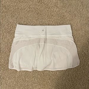 Lululemon White Skirt Regular Size 8